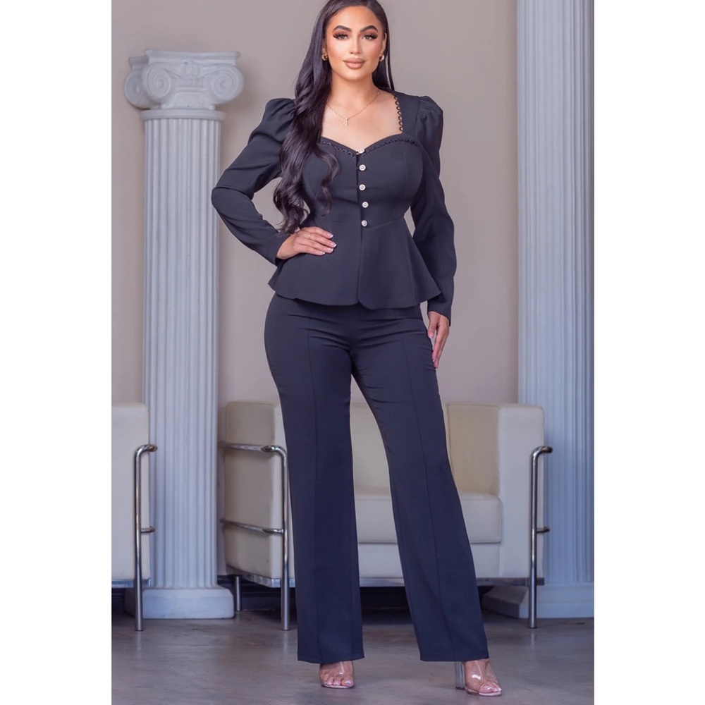 NEW Black set new collection only $99 shop at @iavisionboutique 🛍💖🙏